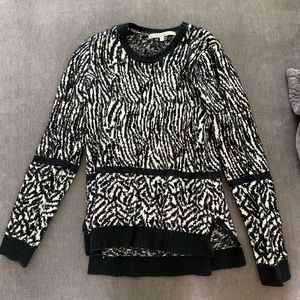 Small Rachel by Rachel Roy black and white sweater